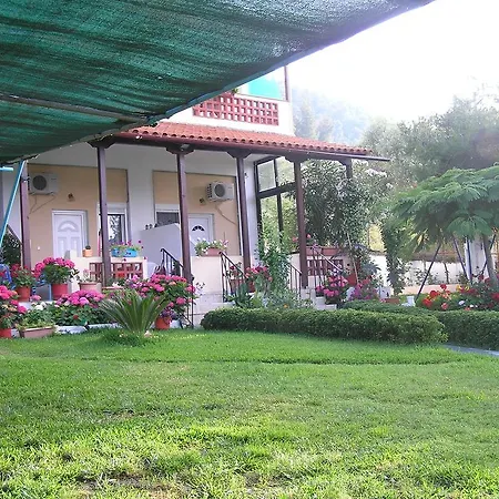 Apartament Dallas Vourvourou